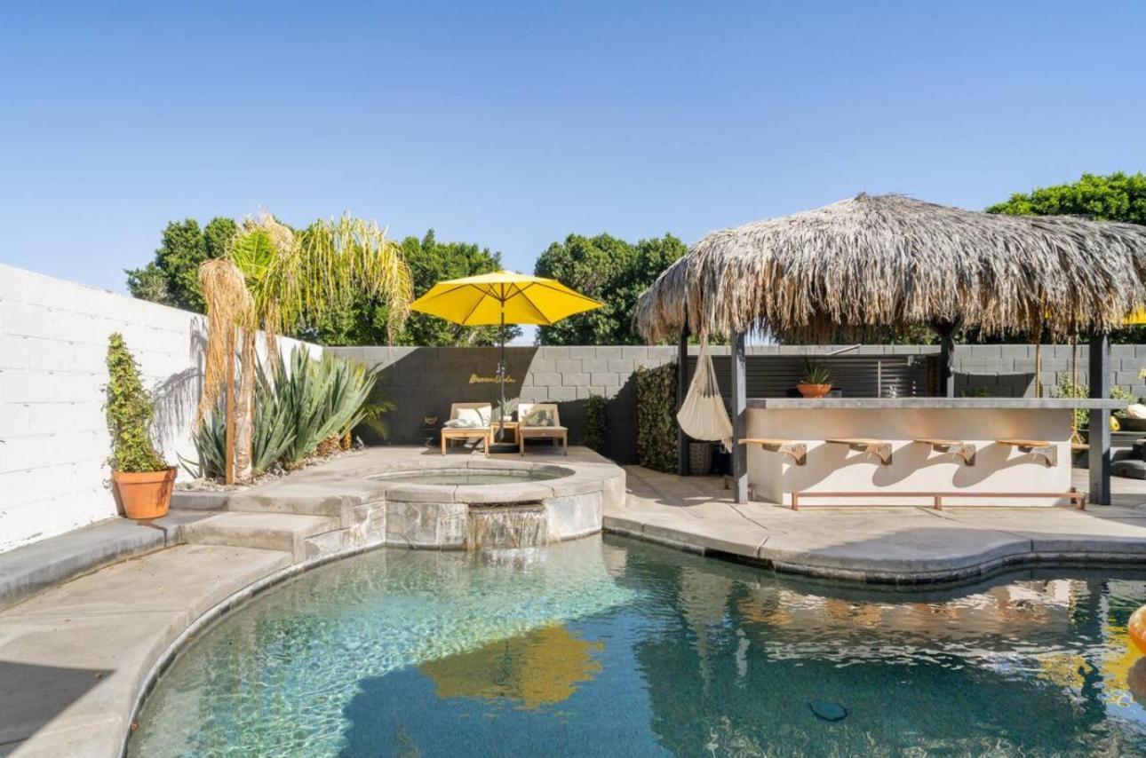 Desert Paradise Salt Water Pool & Spa 1 Mile To Coachella Fest インディオ エクステリア 写真
