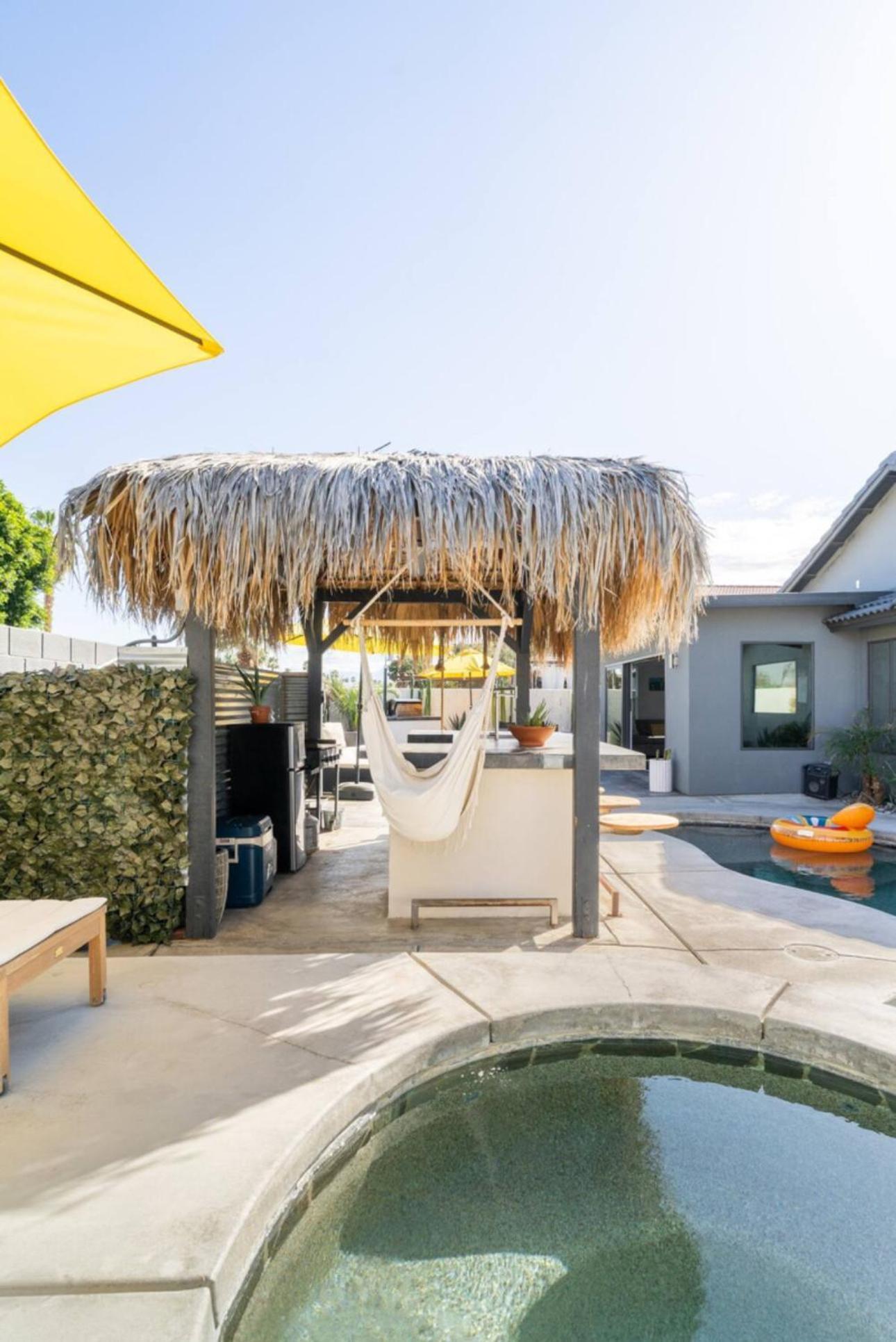Desert Paradise Salt Water Pool & Spa 1 Mile To Coachella Fest インディオ エクステリア 写真